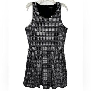 Banana Republic Aztec Fit & Flare Box Pleat Sleeveless Mini Dress L